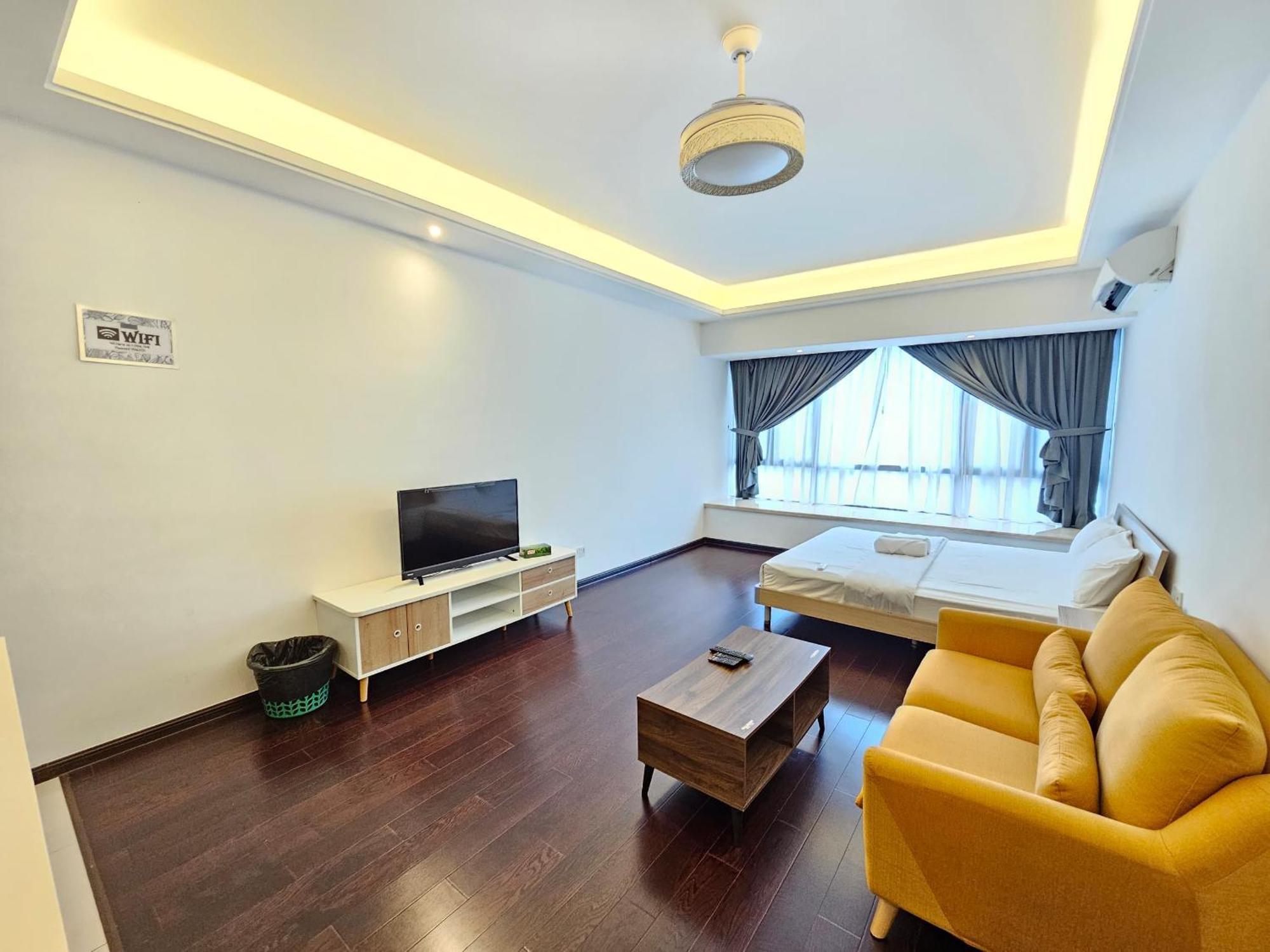 R&f Princess Cove & R&f Mall By Qq Johor Bahru