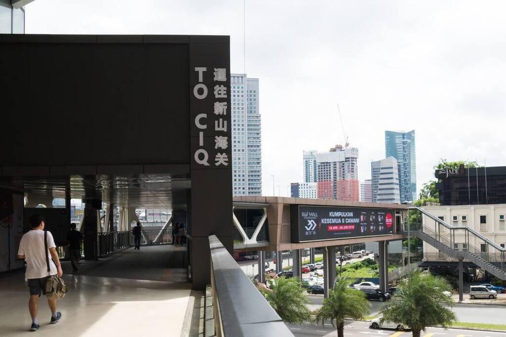 R&f Princess Cove & R&f Mall By Qq *